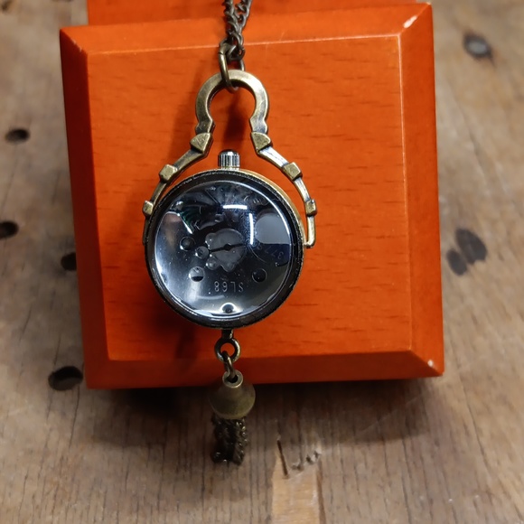 Antique Pocket Watch Necklace - Picture 2 of 3